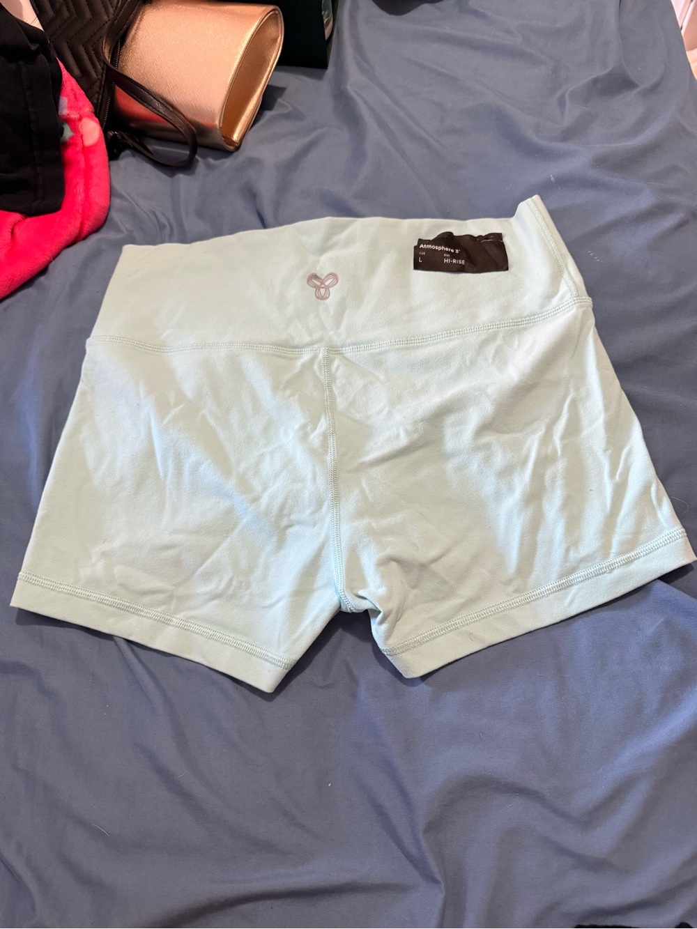 TNA SHORTS - Picture 2 of 3